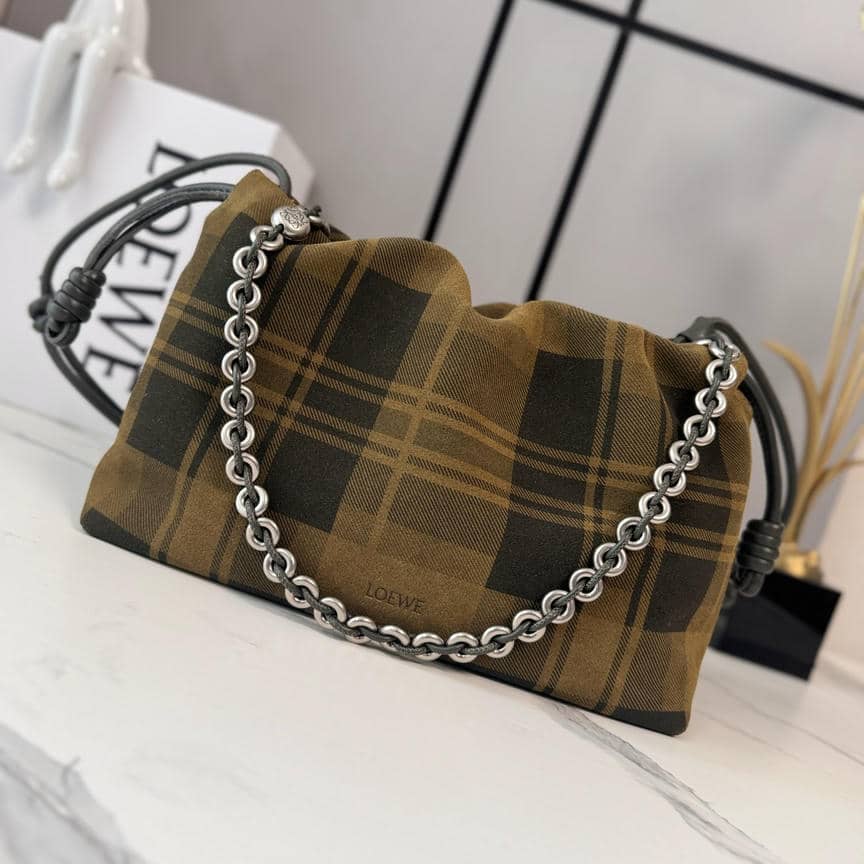 0001-Flamenco Metal Chain Lambskin (Snakeskin)